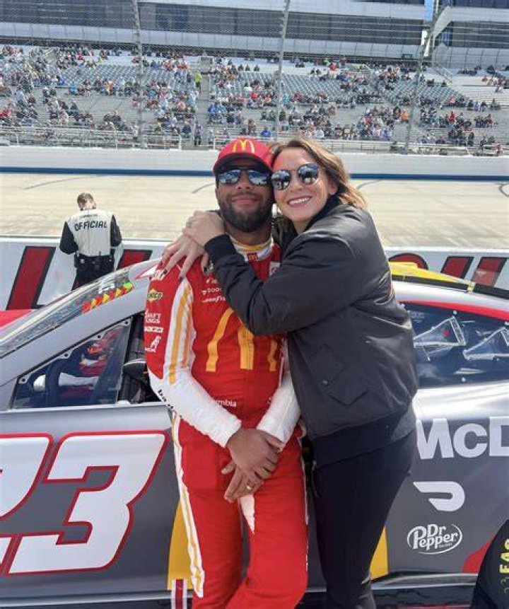 Inside Bubba Wallace's life, Including his parents and girlfriend